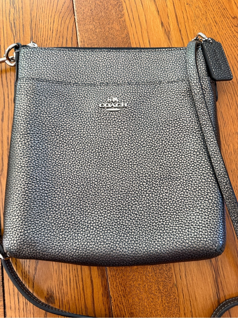 Coach Courier Messenger Crossbody in Gunmetal/Pewter Pebbled Leather VGUC